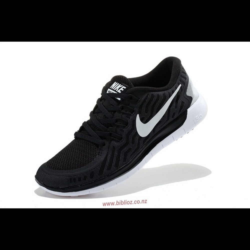 Nike free runs 5.0